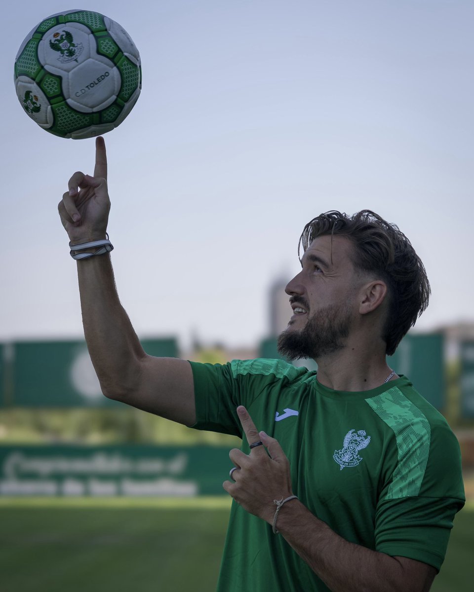 CD_Toledo's tweet image. ⚽️
☝️

#SiempreCDToledo 💚⚪️