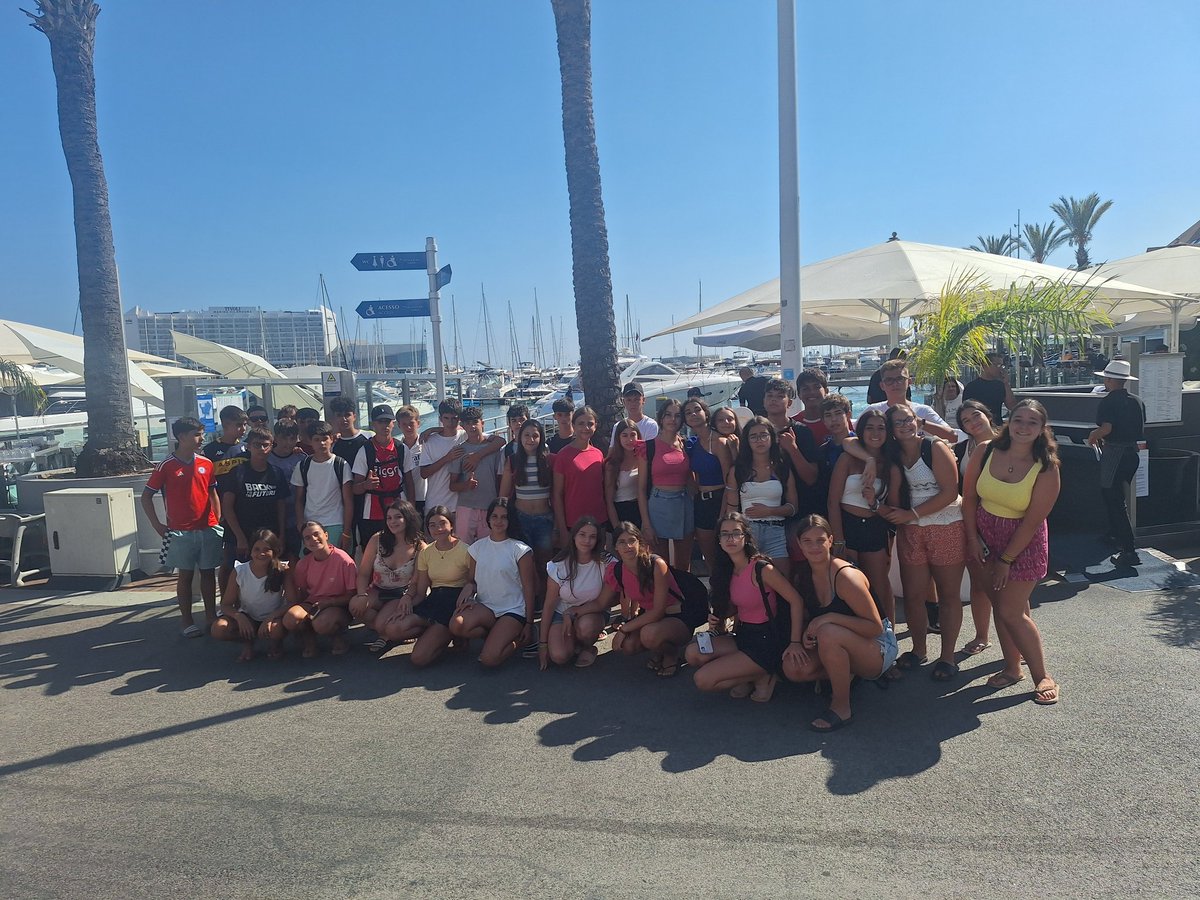 Después de un intenso día 🌞 en el Algarve 🚤🏖, hacemos una parada en #CampaCartaya2 para visitar el puerto deportivo 🛥⛵️de Vilamoura <a href="/deportesdipusal/">DeporteDipuSalamanca</a> y aprovechamos para comprar algún recuerdo 🎁 y tomar un helado 🍦