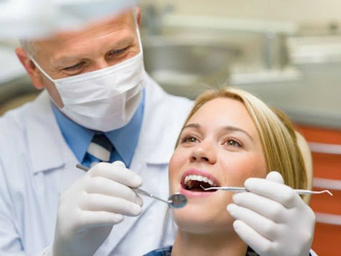 5 أسباب وراء تآكل الأسنان 