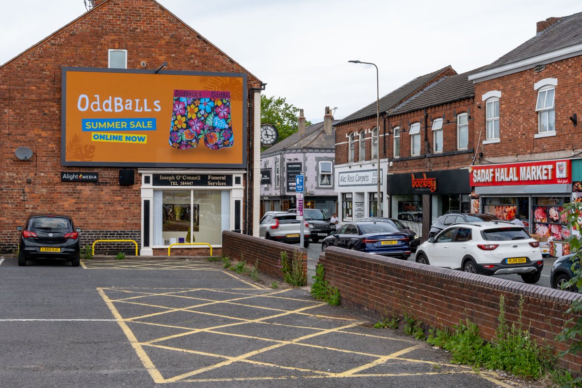 OutofhomeP's tweet image. "Summer Sale"
.
@myoddballs
.
@AlightMediaUK
.
#ooh #outofhome #advertising #oohmedia #oohadvertising #advertisingphotography