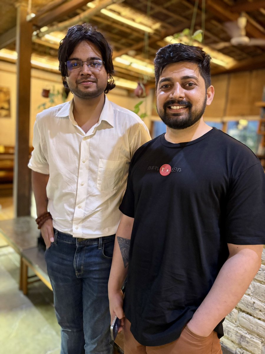 ManWithCodes's tweet image. If life wants to gift me best gift! It was already this.
Thank you for always mentoring me in my life guruji!
@Hiteshdotcom