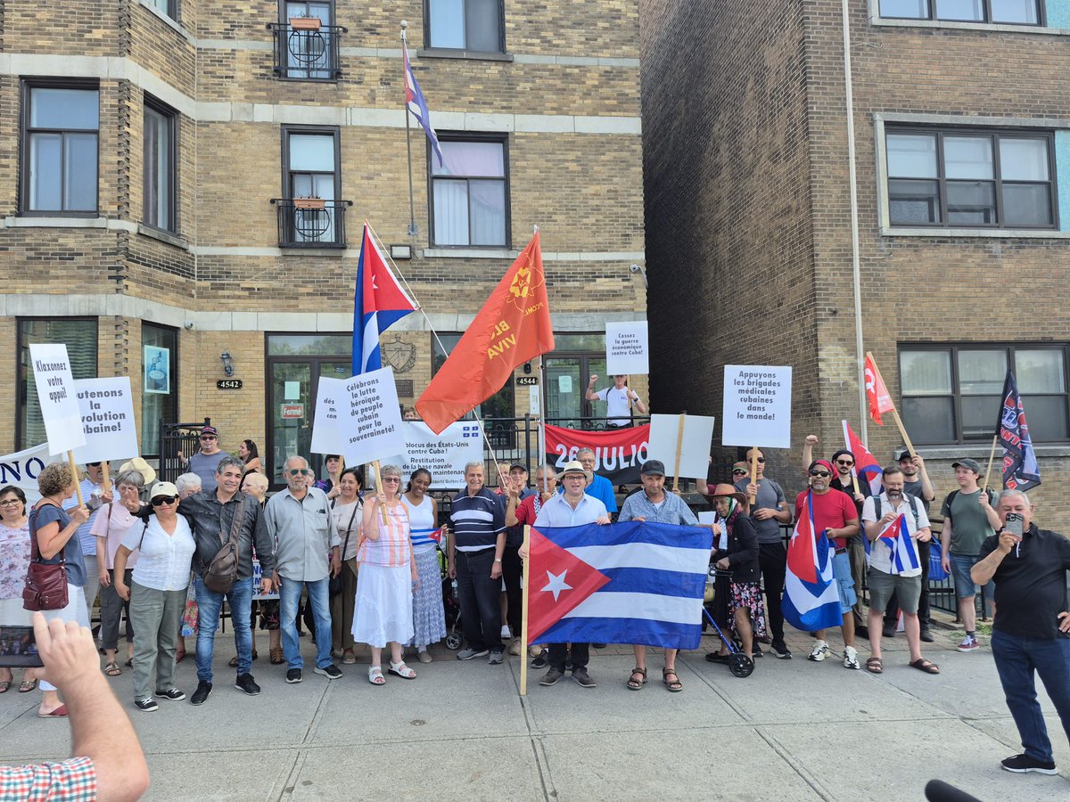 MMarreroCruz's tweet image. Agradecemos profundamente las muestras de solidaridad de muchísimos amigos de #Cuba en diversos países, quienes se unieron para conmemorar el Día de la Rebeldía Nacional y reclamaron el fin del bloqueo despiadado del gobierno de EEUU contra nuestro pueblo.

 #UnidosXCuba