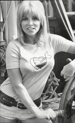 Happy Birthday <a href="/soundtrack68/">soundtrack'68!</a>  😘
Hope you are having a great day  🍺