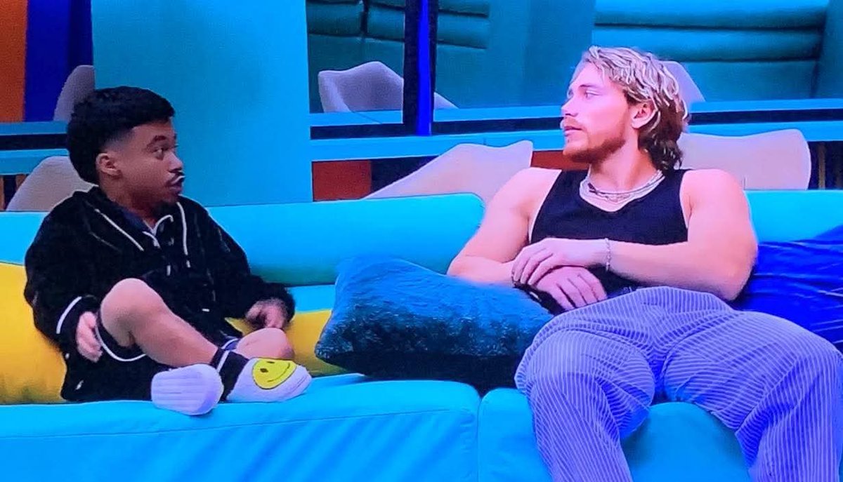 Parababire tweet media