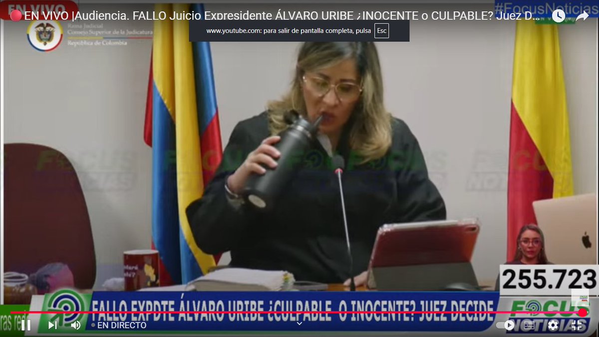 isamg6's tweet image. La juez no tuvo el tiempo de analizar que es un absurdo que supuestamente Cadena le ofreciera $200 millones al extorsionador Carlos Enrique Vélez para retractarse, éste JAMÁS ha declarado ante ningún ente judicial contra el expresidente @AlvaroUribeVel . ¿Retractarse de qué?
