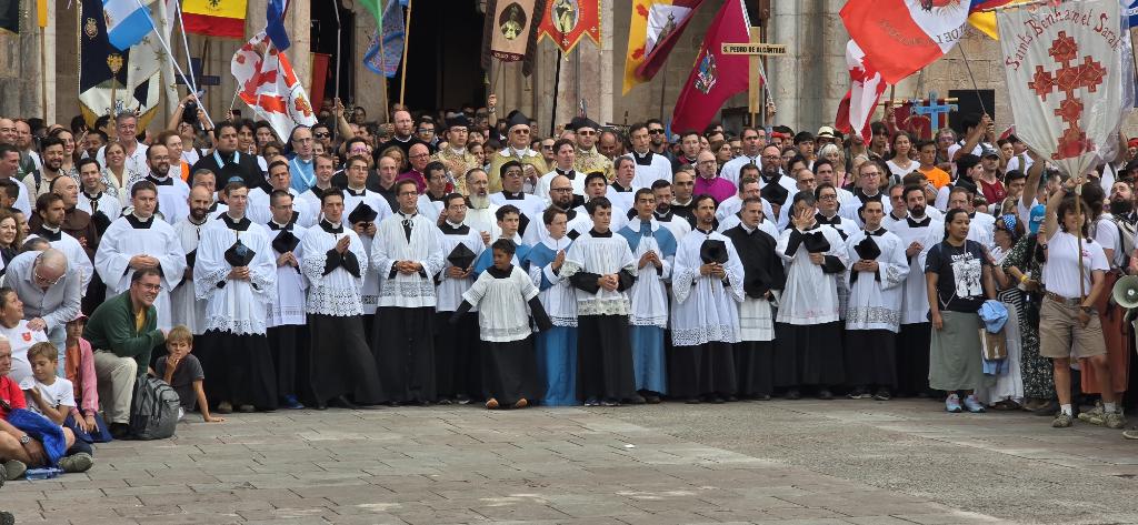 SanchezzMarta's tweet image. Final de la quinta peregrinación de Nuestra Señora de la Cristiandad