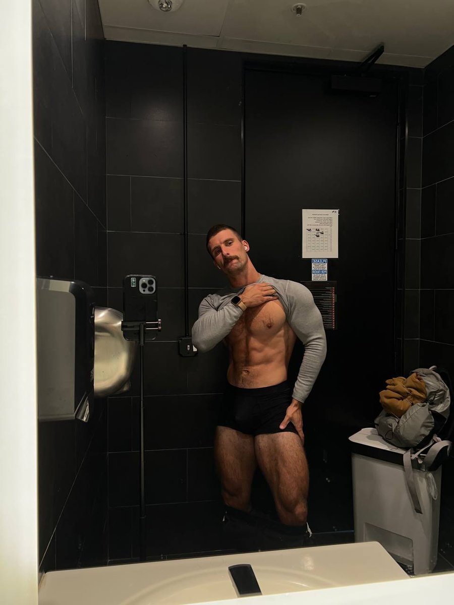 Which body part should I post next? 👀