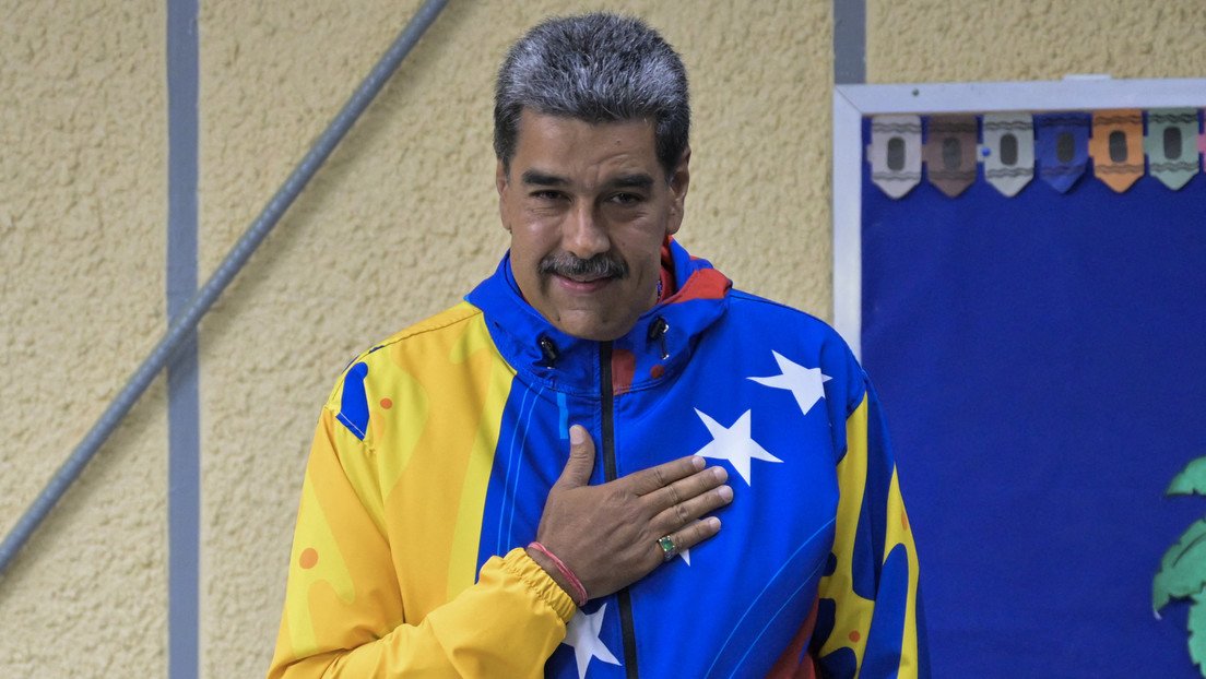 MMarreroCruz's tweet image. Sinceras felicitaciones al Gobierno y pueblo de #Venezuela por otra jornada victoriosa de elecciones. La Revolución Bolivariana y Chavista continúa firme, junto a su unión cívico-militar.
Reiteramos al Presidente Nicolás Maduro que siempre podrá contar con el apoyo de #Cuba.