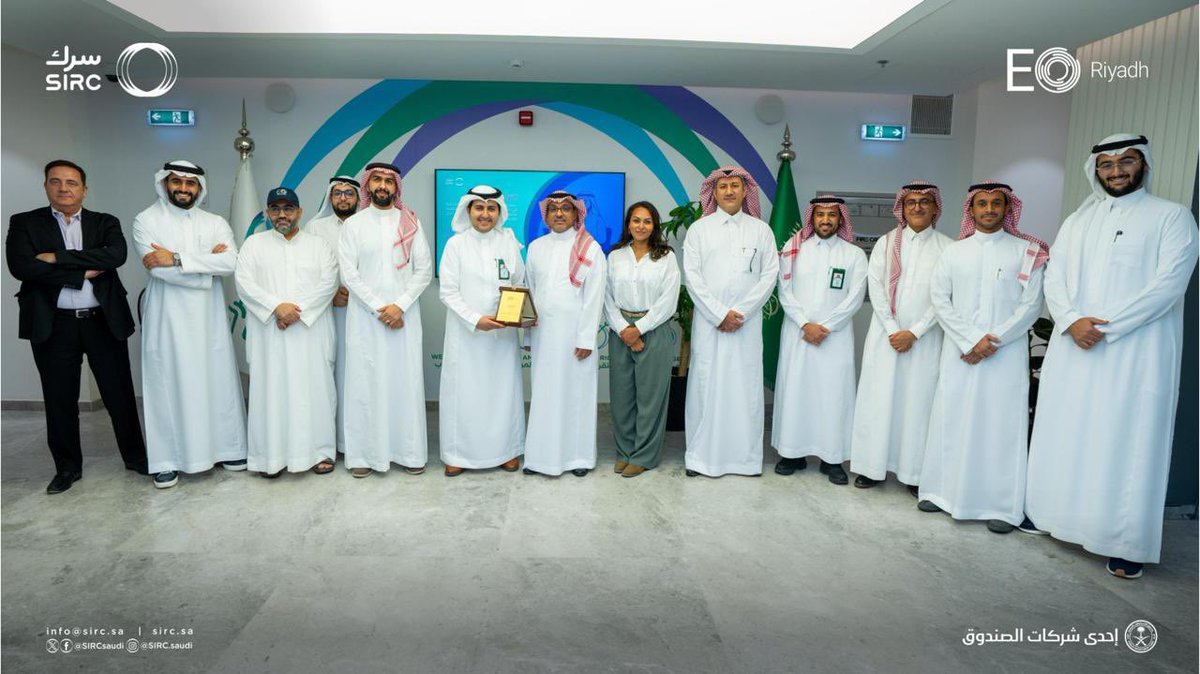 ♻️ EO الرياض – فعالية يوليو التعليمية
من النفايات إلى الثروة: ريادة المستقبل الدائري

حظي أعضاء EO الرياض بفرصة مميزة لاستكشاف رؤية السعودية الطموحة في الاستدامة مع سلطان السيف حيث استضافتنا #سرك (SIRC). إحدى شركات صندوق الاستثمارات العامة، في مقرها الرئيسي في الرياض. 

وخلال