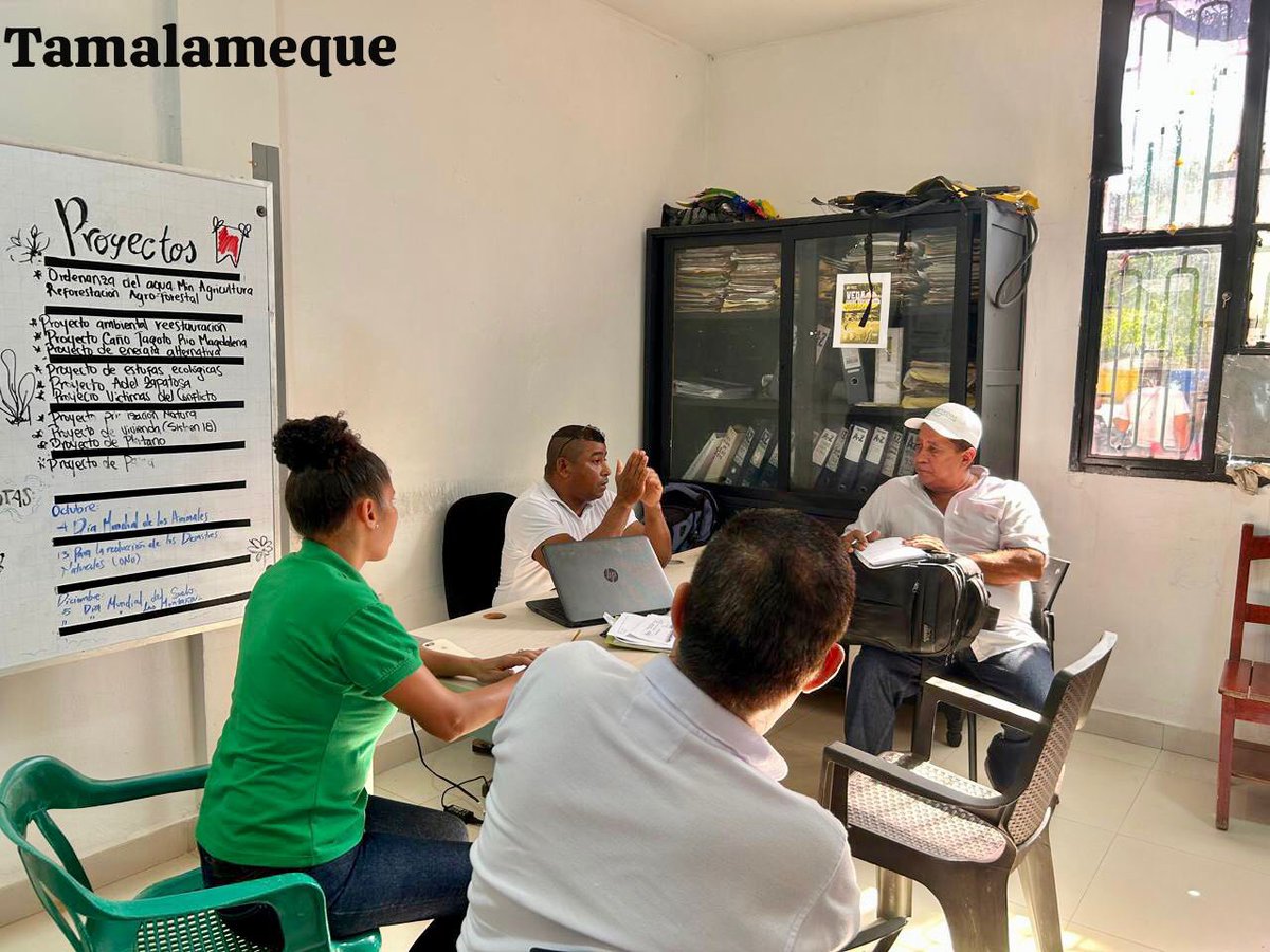 Seguimos fortaleciendo la educación ambiental en el Cesar.
Visitamos Tamalameque, Chimichagua, Astrea, Codazzi y Valledupar para apoyar PRAE, PEAM, SIGAM y CIDEA, impulsando la participación ciudadana y la gestión sostenible.

#CorpocesarEnAcción 💙