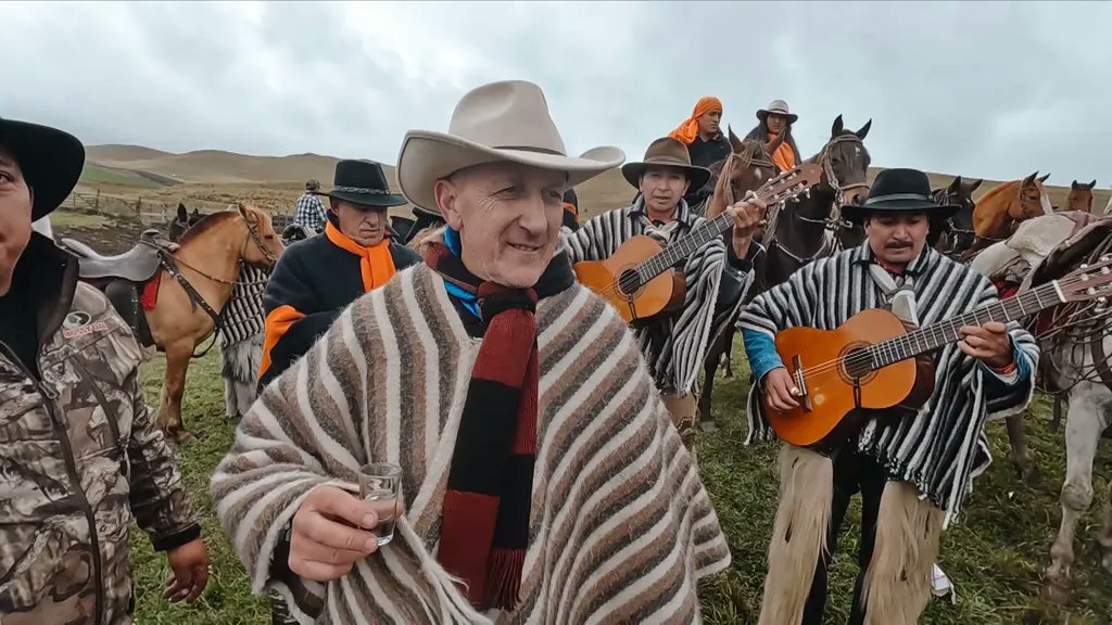 Vertele's tweet image. 📺 ¿Qué vemos hoy en TV? | Herencia (Ciudad Real) y Peñaranda de Bracamonte (Salamanca)se enfrentan esta noche en el #GrandPrixTve; y en Cuatro, Kike Calleja viaja a Ecuador en #RioSalvaje
🔎 Consulta en nuestra guía toda la programación de la noche:
👉 eldiario.es/vertele/progra…