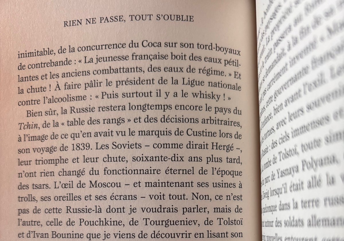 SCustine's tweet photo. 📔 🖋️ Dans l'une de ses savoureuses et brillantes chroniques recueillies dans Rien ne passe, tout s'oublie, Emmanuel de Waresquiel évoque Custine et ce qu'il avait vu avec justesse de la Russie lors de son voyage en 1839. #Custine #Waresquiel #Russie #lettresderussie https://t.co/GskM90WZ8W