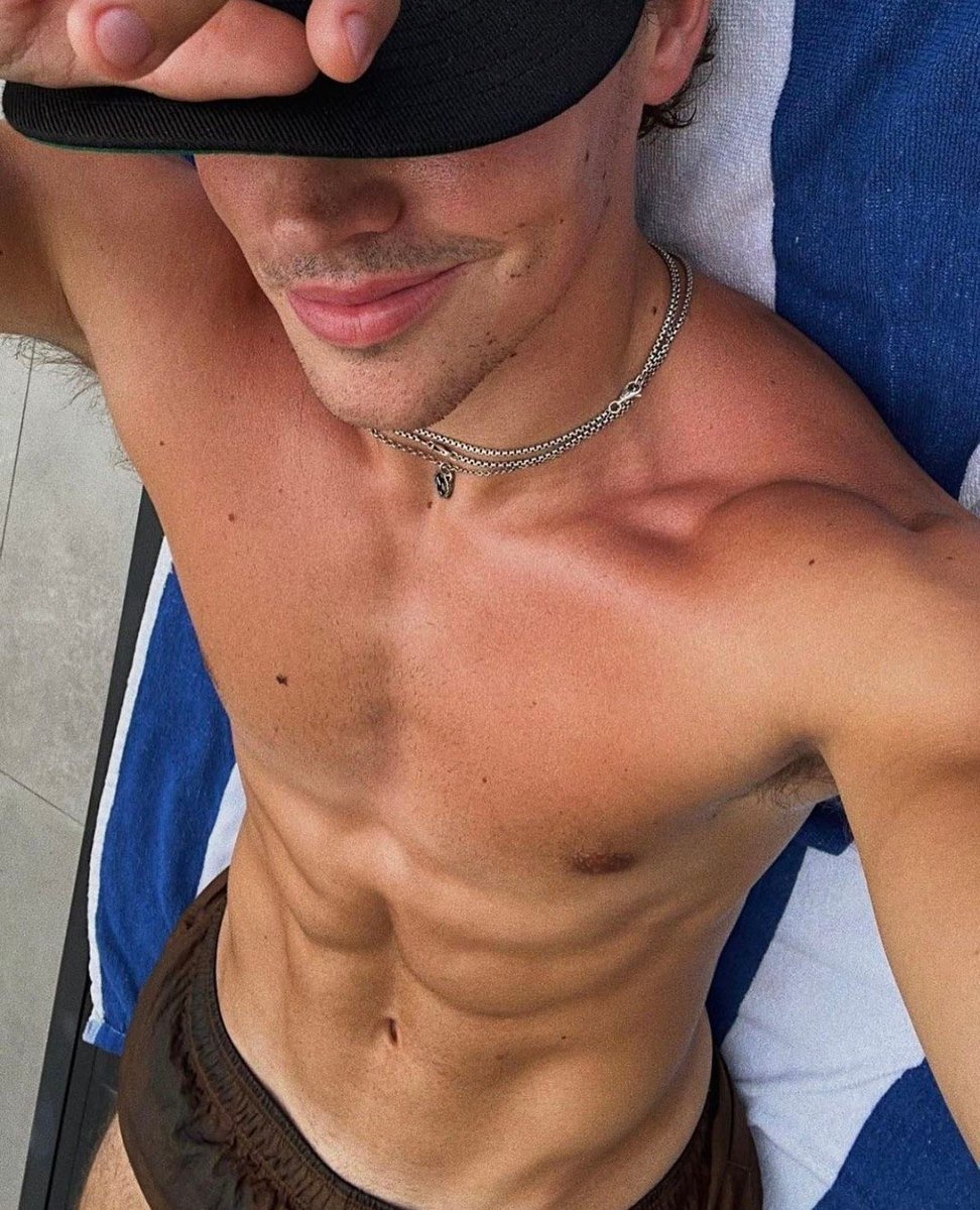 𝗧𝗼𝗺𝗺𝘆. tweet media