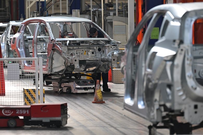 kargadan's tweet image. The tariff rate is lower than the 30-per-cent Mr. Trump threatened but far above the 2.5-per-cent duty on EU-made cars prior to his taking office last year.  theglobeandmail.com/business/artic…