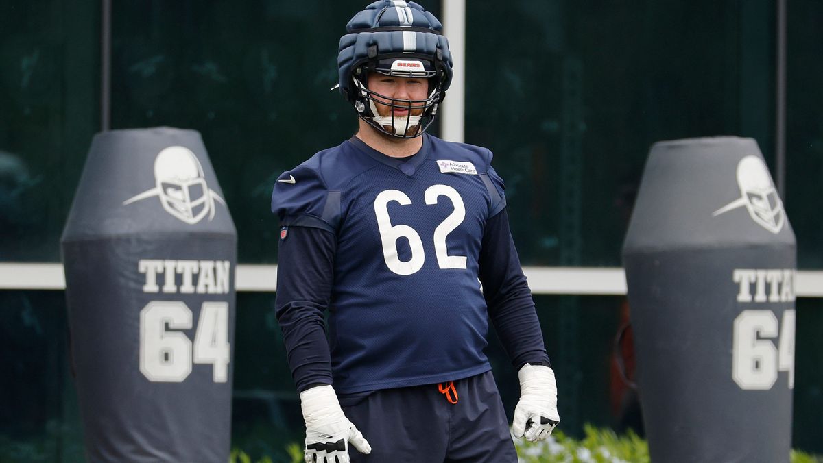 TheBearsWire's tweet image. Chicago Bears training camp: Takeaways from Day 5 bearswire.usatoday.com/story/sports/n…