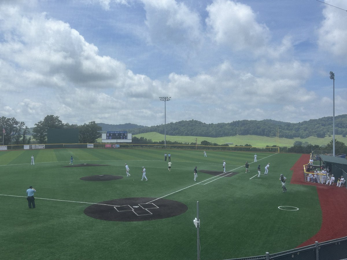 RMetzgerWTOV9's tweet image. Scoreless through 2 in Morgantown. Wheeling @Post1_Baseball and Beckley Bash Post 32 meeting for the WV American Legion baseball state title.
Wheeling needs 1 win for the title, Beckley trying to force a decisive game following this one.