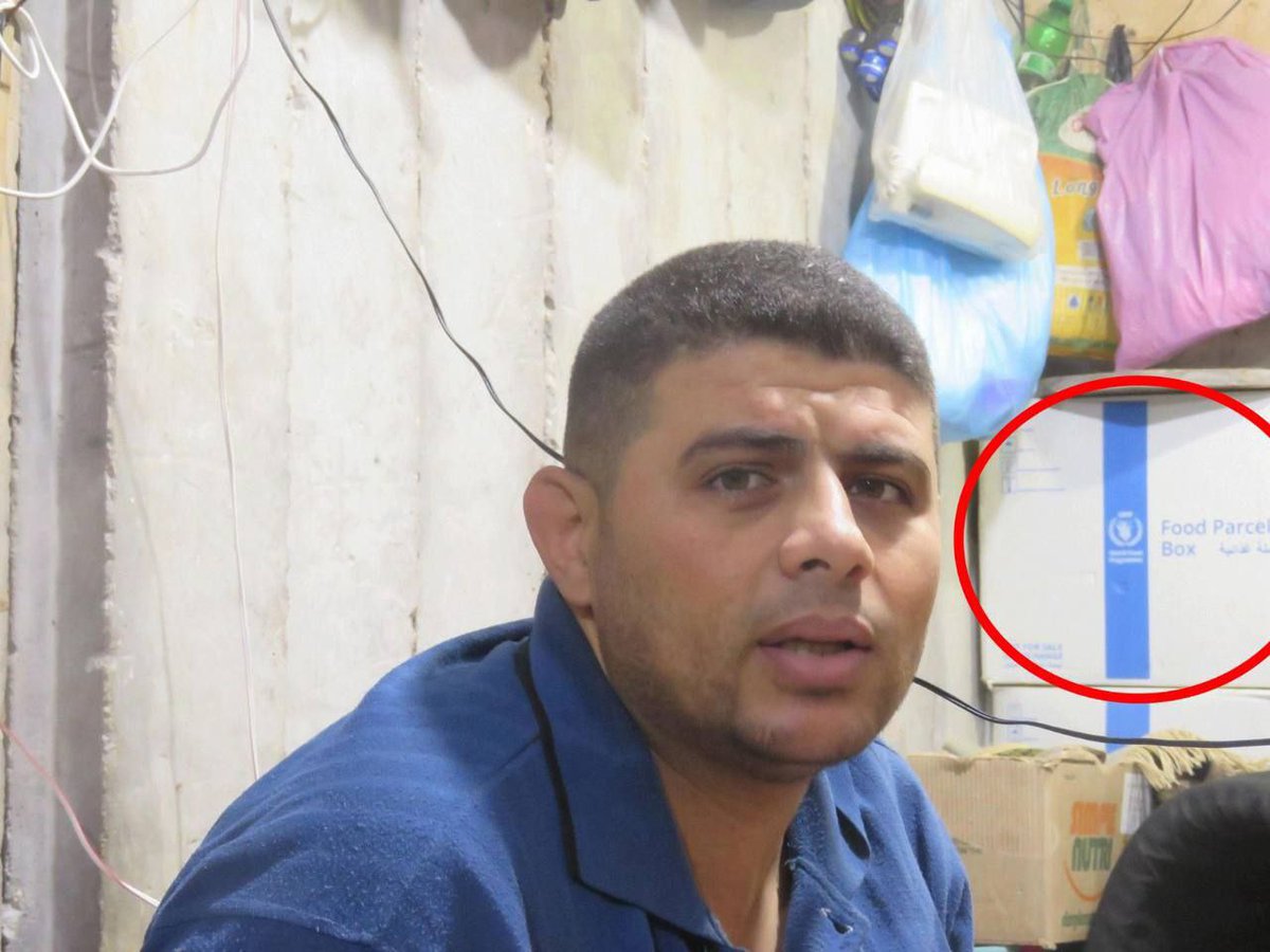 Defensa_Israel's tweet image. En un esfuerzo por incentivar el reclutamiento a sus filas, Hamas hace correr en las redes palestinas fotos como éstas, en donde intencionalmente dejan ver que en sus túneles no les faltará a los reclutas la buena comida.
🇮🇱🔥🇵🇸
¡Obviamente que no les falta nada! 😖 Pero si…