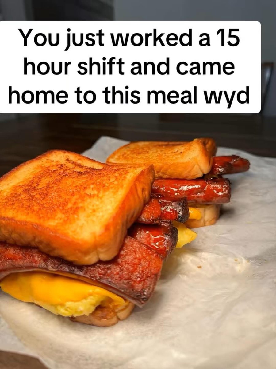 SueHappy3's tweet image. Eat it with an RC! π€·π»ββοΈ #Passmetheketchup