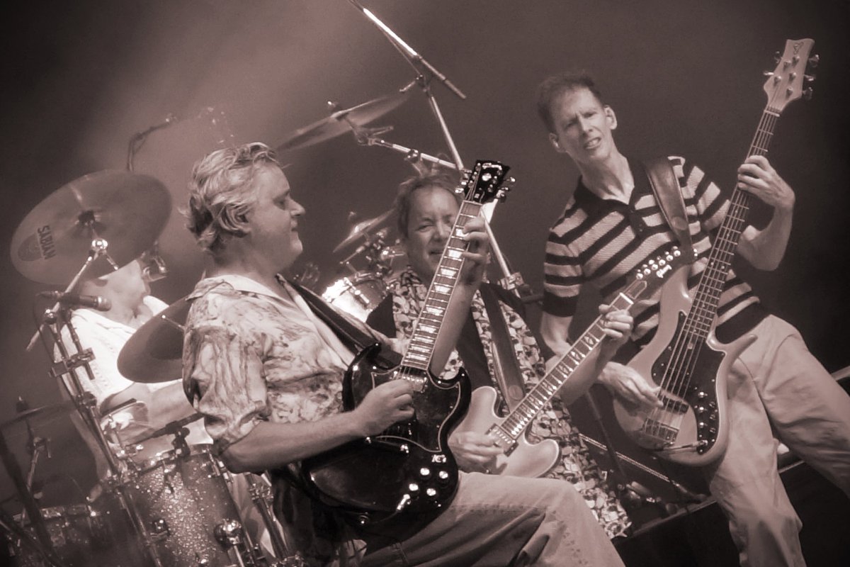 Hometown Toronto show for <a href="/barenakedladies/">Barenaked Ladies</a> <a href="/Baldy67/">Tyler Stewart</a> was spectacular. 🎆🎇