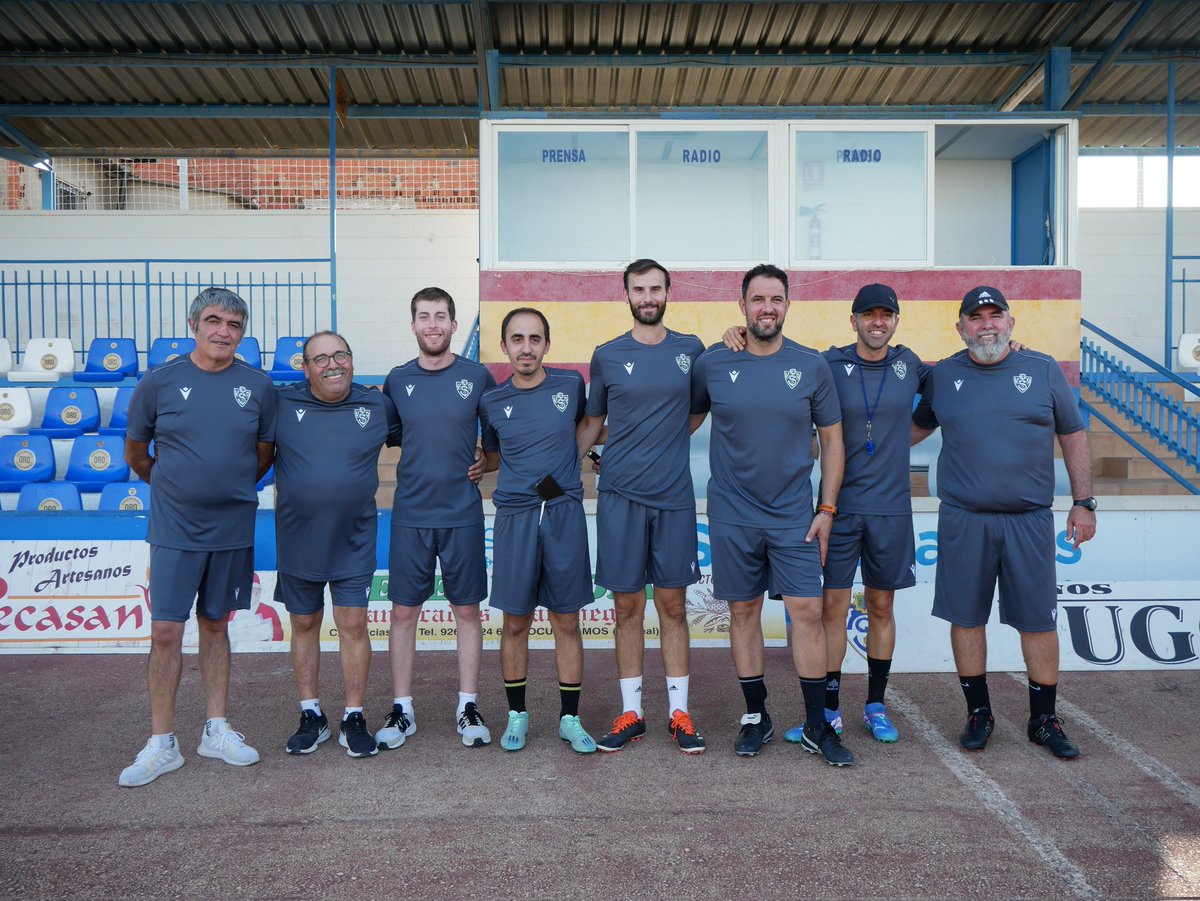 YugoUDS's tweet photo. 🆕 TEMPORADA 2025/26

⚽ Nos ponemos en marcha en esta nueva temporada. 

 🔥 ¡Mismo objetivo, la ILUSIÓN al MÁXIMO! 

#VamosUNIÓN 💙 https://t.co/nxt8V9LSqu