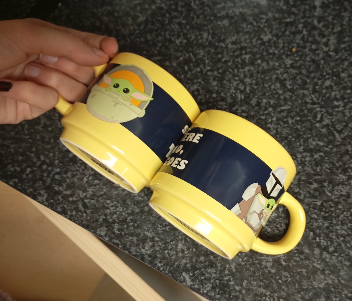 kuromingiis's tweet image. my beloved mugs 😔🙂‍↕️