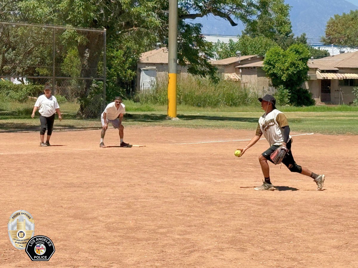 LA School Police (@laschoolpolice) on Twitter photo This past weekend Team “Bat-Intentions” beat “Sandbaggers” for the LASPD Civil War Softball Championship.
Congratulations to all personnel to who participated in this tradition. Until next time!
🥎
#LASPD #SoftballTournament #TeamBonding #Champs #LawEnforcement #Athletes This past weekend Team “Bat-Intentions” beat “Sandbaggers” for the LASPD Civil War Softball Championship.
Congratulations to all personnel to who participated in this tradition. Until next time!
🥎
#LASPD #SoftballTournament #TeamBonding #Champs #LawEnforcement #Athletes