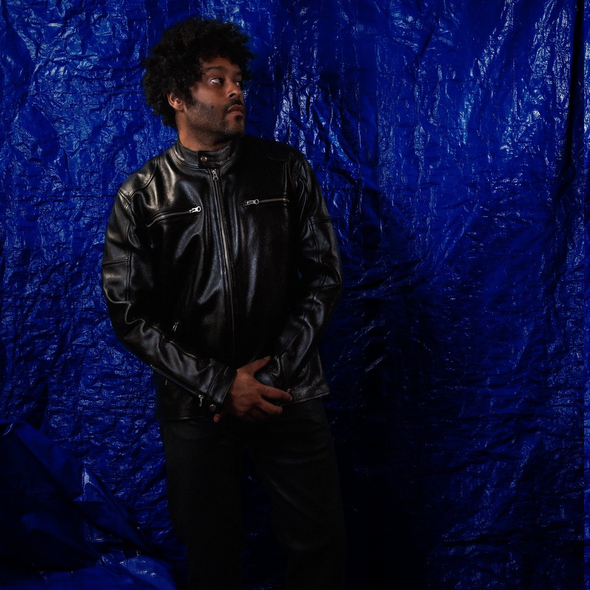 Twin Shadow tweet media