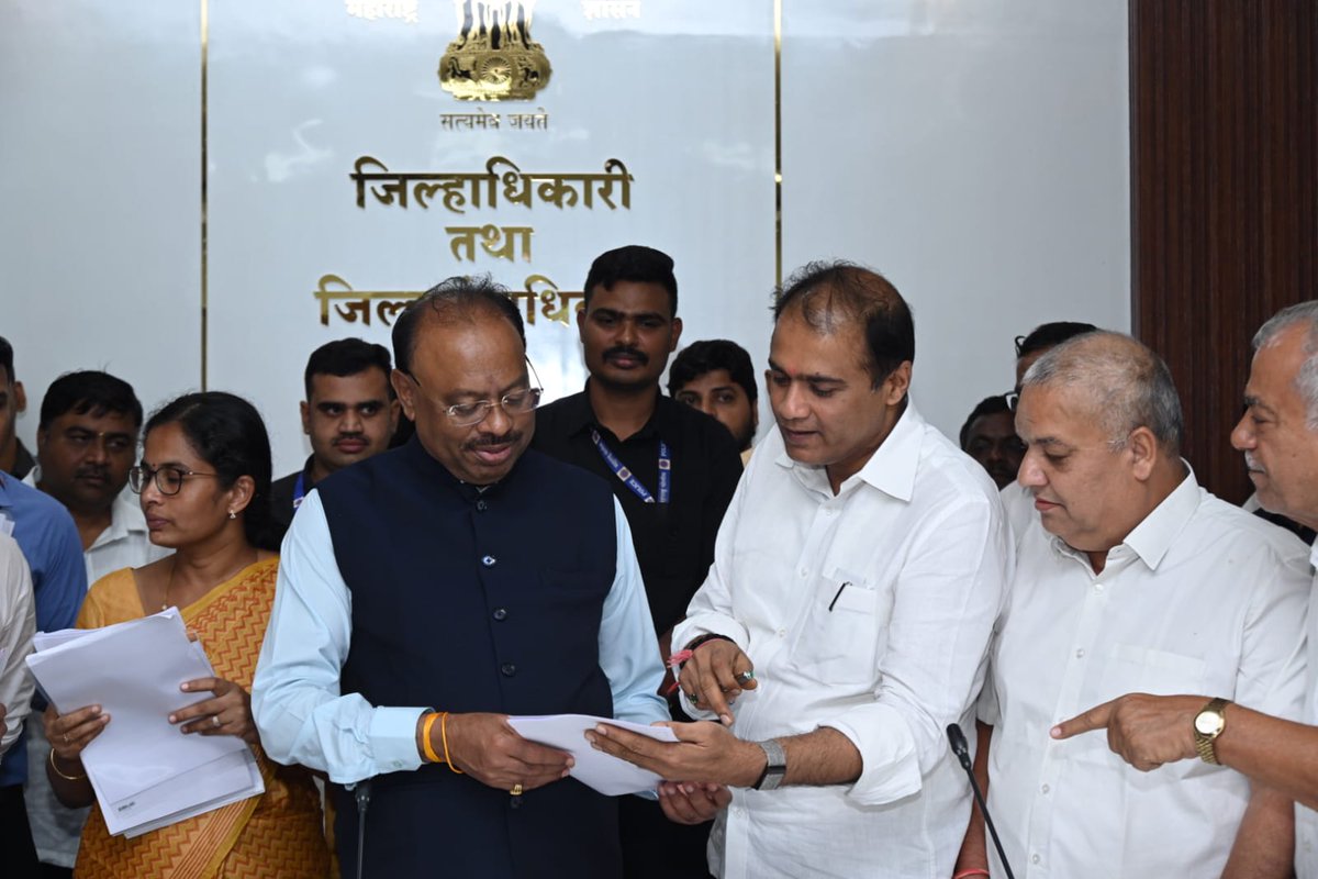 DRPANKAJBHOYAR's tweet image. निवासी व वाणिज्यिक क्षेत्राकरीता सवलतीच्या दराने मालमत्ता पत्रक किंवा सातबारा यावर सत्ताप्रकार कोणताही असला तरी जमिनीचे शर्तभंग नियमानुकुलन करण्यास मंजूरी दिल्याबद्दल समस्त वर्धेतील सिंधी समाजबांधवांकडून महसूल मंत्री मा.श्री. चंद्रशेखरजी बावनकुळे साहेब यांचे आभार मानले.