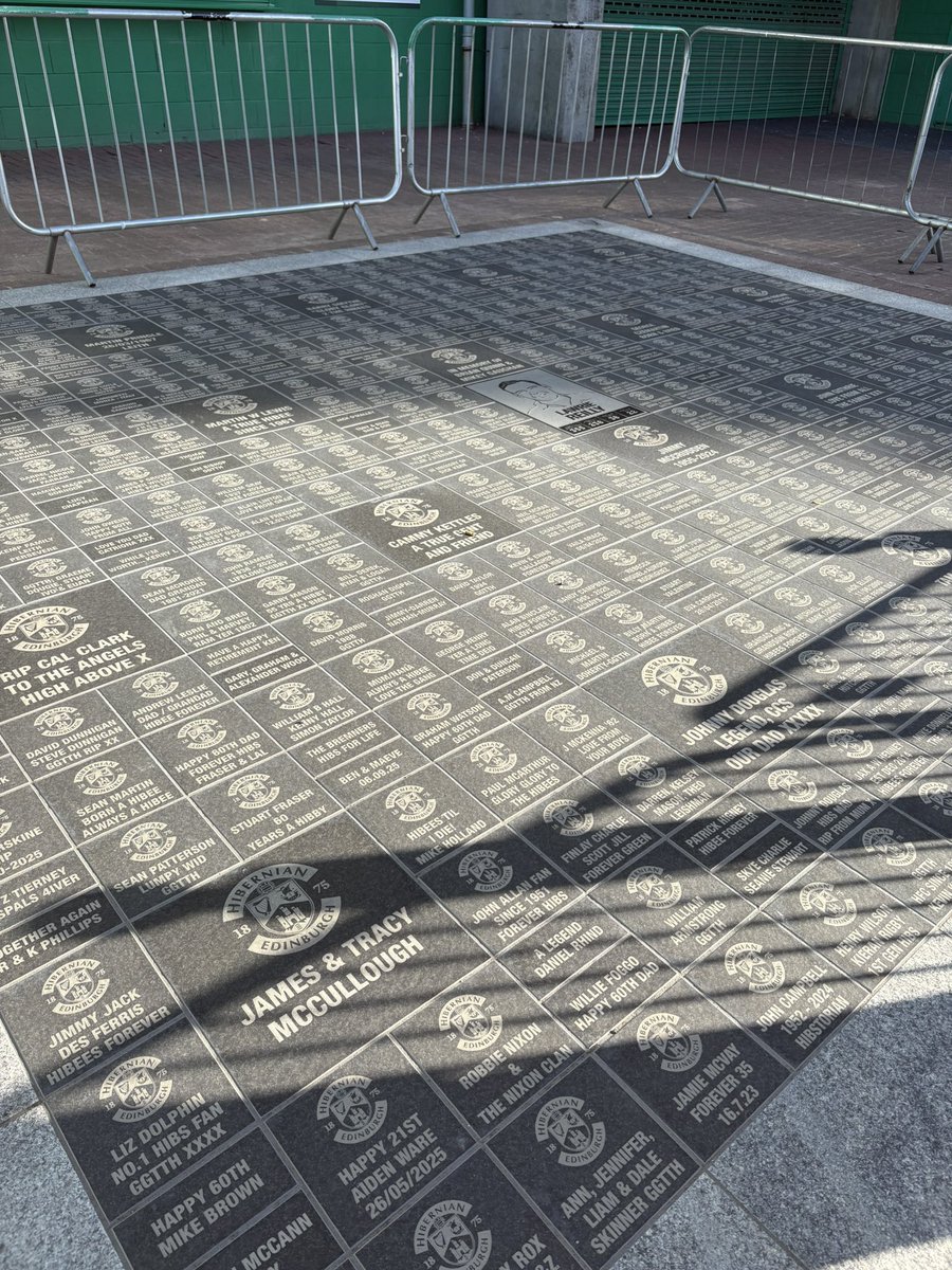 TheLeishy's tweet image. Forever etched in the streets of Easter Road💚