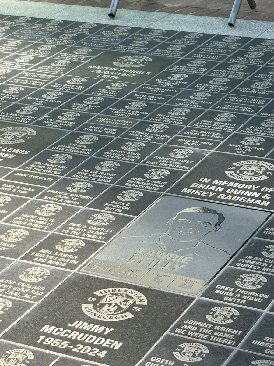 TheLeishy's tweet image. Forever etched in the streets of Easter Road💚