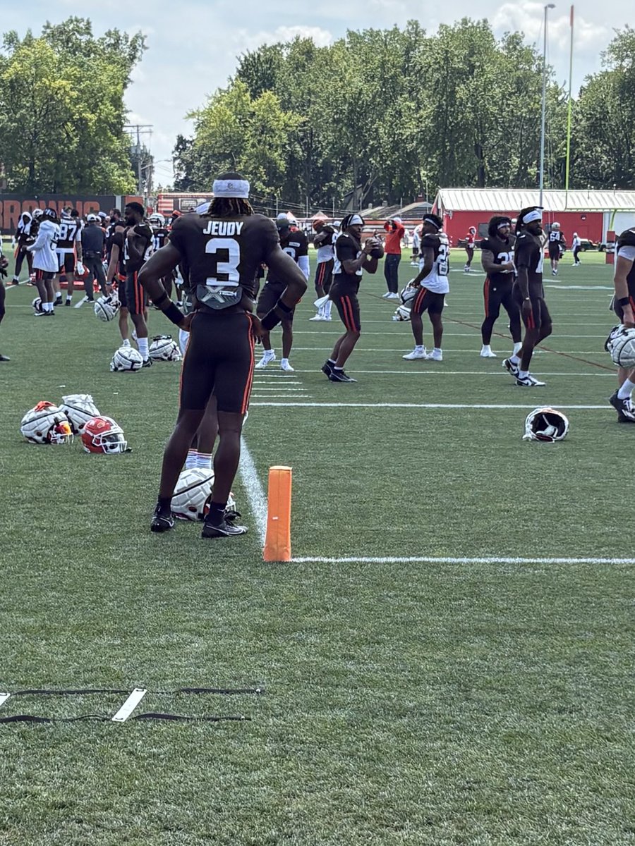 Browns in full pads first time since January.