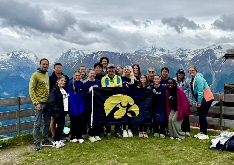Students from the Department of Chemistry and the School of Earth, Environment, and Sustainability traveled to Switzerland to meet with scientists and leaders at Roche, a global pioneer in pharmaceuticals and diagnostics. Read about the visit here: bit.ly/4lJpcbV