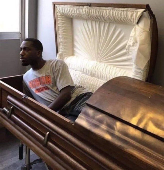 I just dey come online 
succinct do wetin abeg 😅