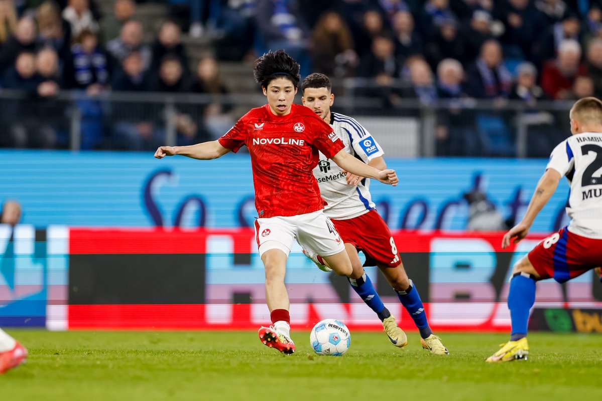 #Sky Info: Daisuke #Yokota steht vor einer Leihe zu #Hannover 96. Die Niedersachsen sind in weit fortgeschrittenen Gesprächen mit dem Flügelspieler von KAK #Gent. Deal aber noch nicht in trockenen Tüchern. Am ersten Spieltag trifft 96 auf Yokotas Ex-Klub #betze. 
<a href="/SkySportDE/">Sky Sport</a>