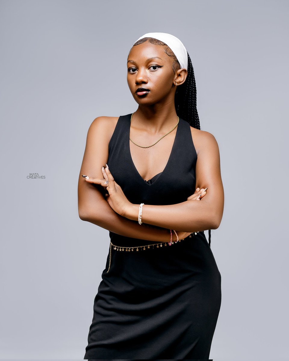 martin_ery43's tweet image. Zabwino kumayamikila ma guy 😍🙌🏽
Oana is a really good female artist fr🔥
Check out her new song "Focused"
youtu.be/1NqvuwC4KDw?si…