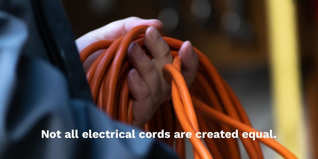 Some electrical cords are designed for exterior use, others for interior use only, some for hard usage in wet locations, others not.

Select the appropriate cord for the application. #electricalsafety #staysafe esasafe.com/assets/files/e…