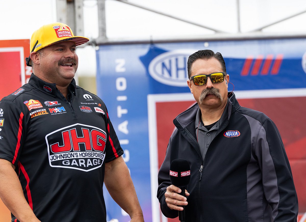 TSRnitro's tweet image. Thank you @RaceSonoma fans, you packed the house this weekend for the #SonomaNats!
#TSRnitro | #NHRA | #Dodge | @TonyStewart | @LeahPruett_TF | @matthagan_fc | @Mobil1 | @mobil1racing | @jhgdriven
