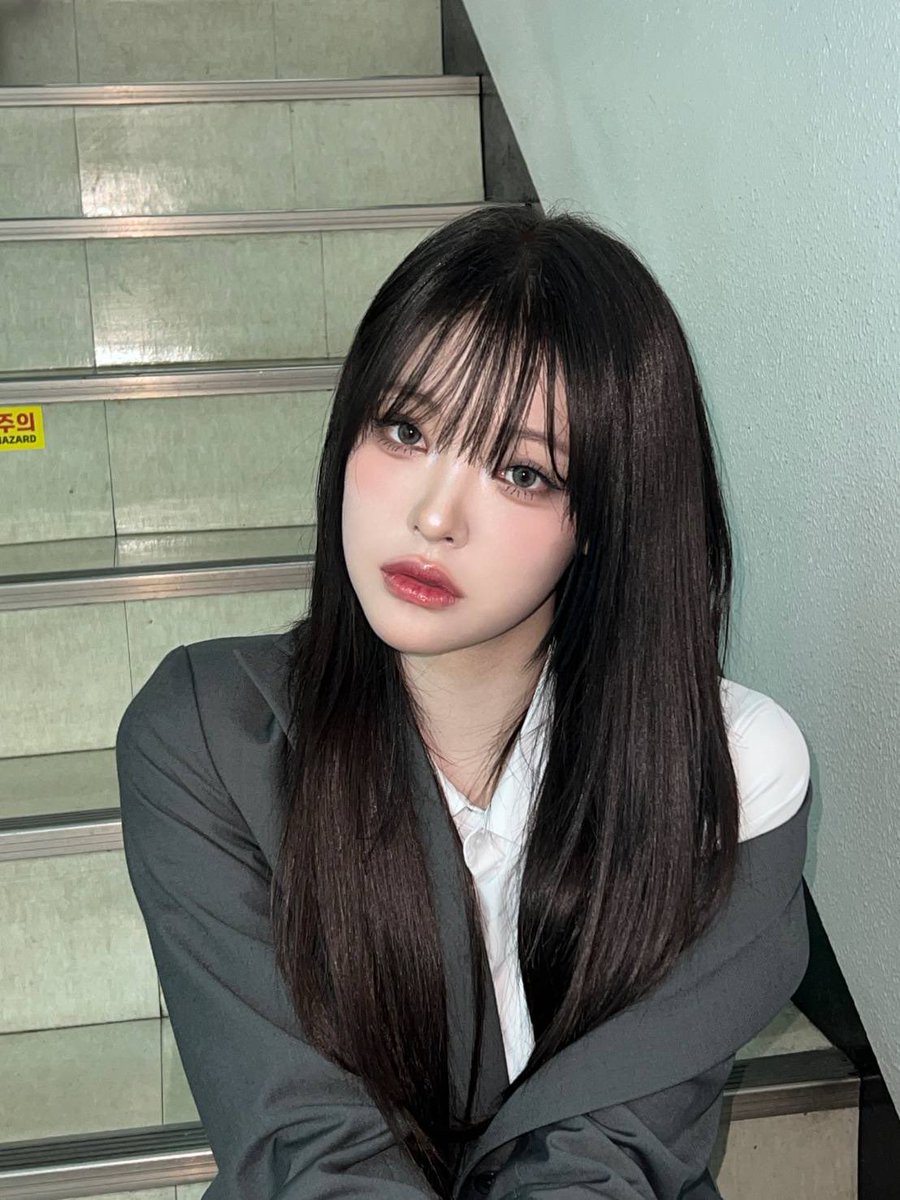 enthralynn's tweet image. what is in her waterrr shes so fine