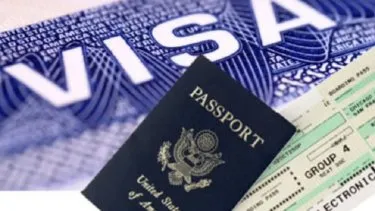 LT8am830's tweet image. -Milei se reunió con una funcionaria de Trump: los argentinos ya no necesitarán visa para entrar a EEUU
-Aún no hay precisiones sobre cuándo empieza a regir el nuevo régimen de ingreso
-La exención de visa está destinada a quienes viajen por turismo o negocios a EEUU