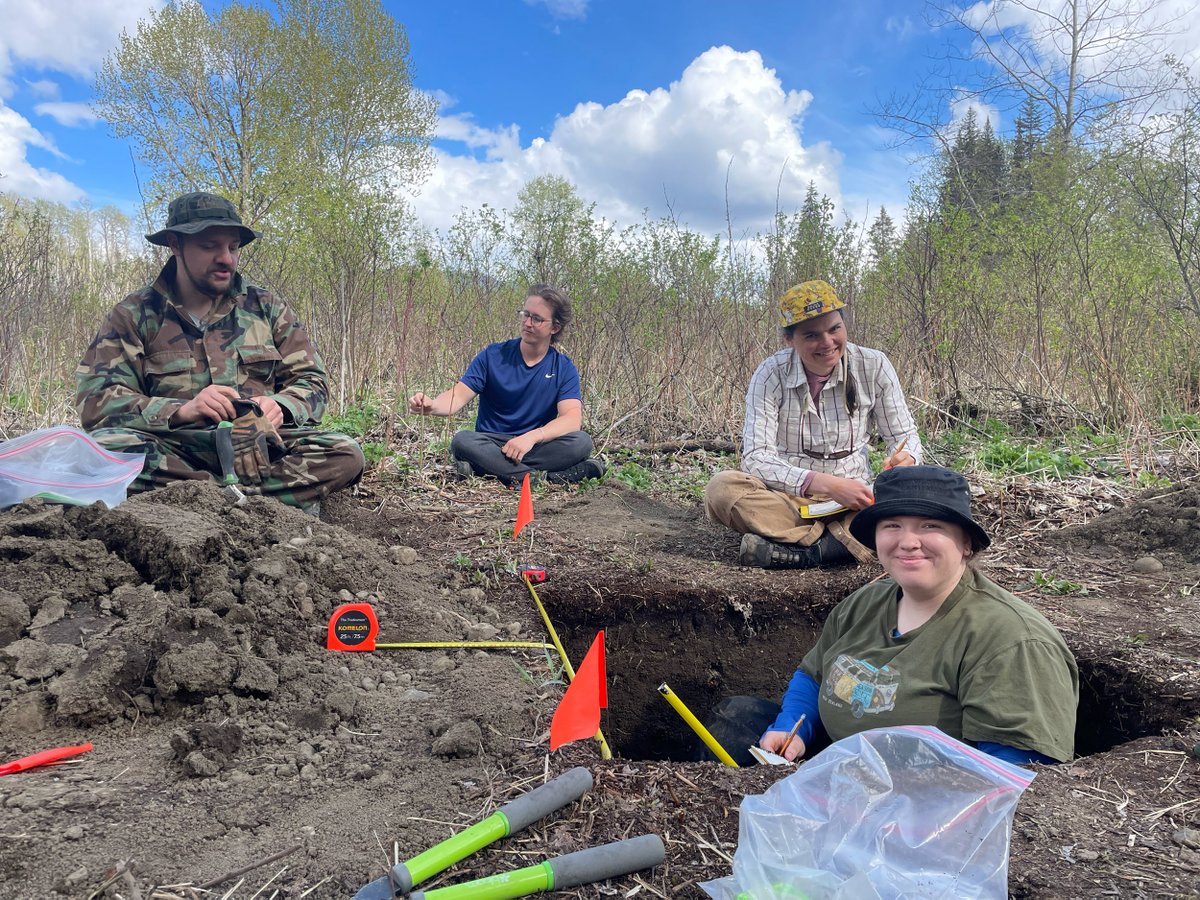 SFUFASS's tweet image. In May, nine undergraduate students traded textbooks and lecture halls for 2 weeks of fieldwork and experiential learning in northwestern BC within Luutkudziiwus (Gitxsan) Territories—all part of @sfu_indg&apos;s first field school course, INDG 435. 
Read more: sfu.ca/fass/news/2025…