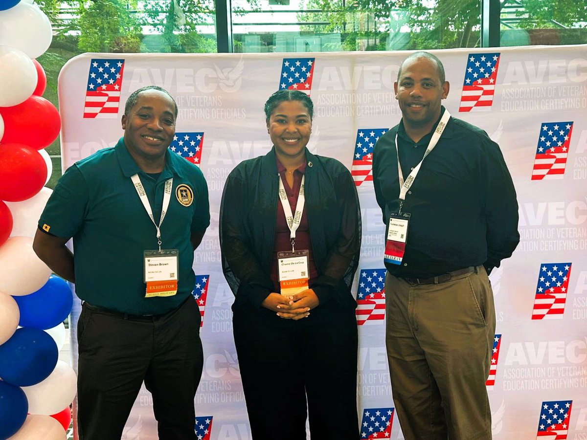 TRADOC's tweet image. Team members from @USArmy #SoldierForLife attended the 2025 Association of Veterans Education Certifying Officials conference, where they had the chance to share with attendees the many resources available to student veterans &amp;amp; their families!

Learn more: soldierforlife.army.mil/Employment-Edu…