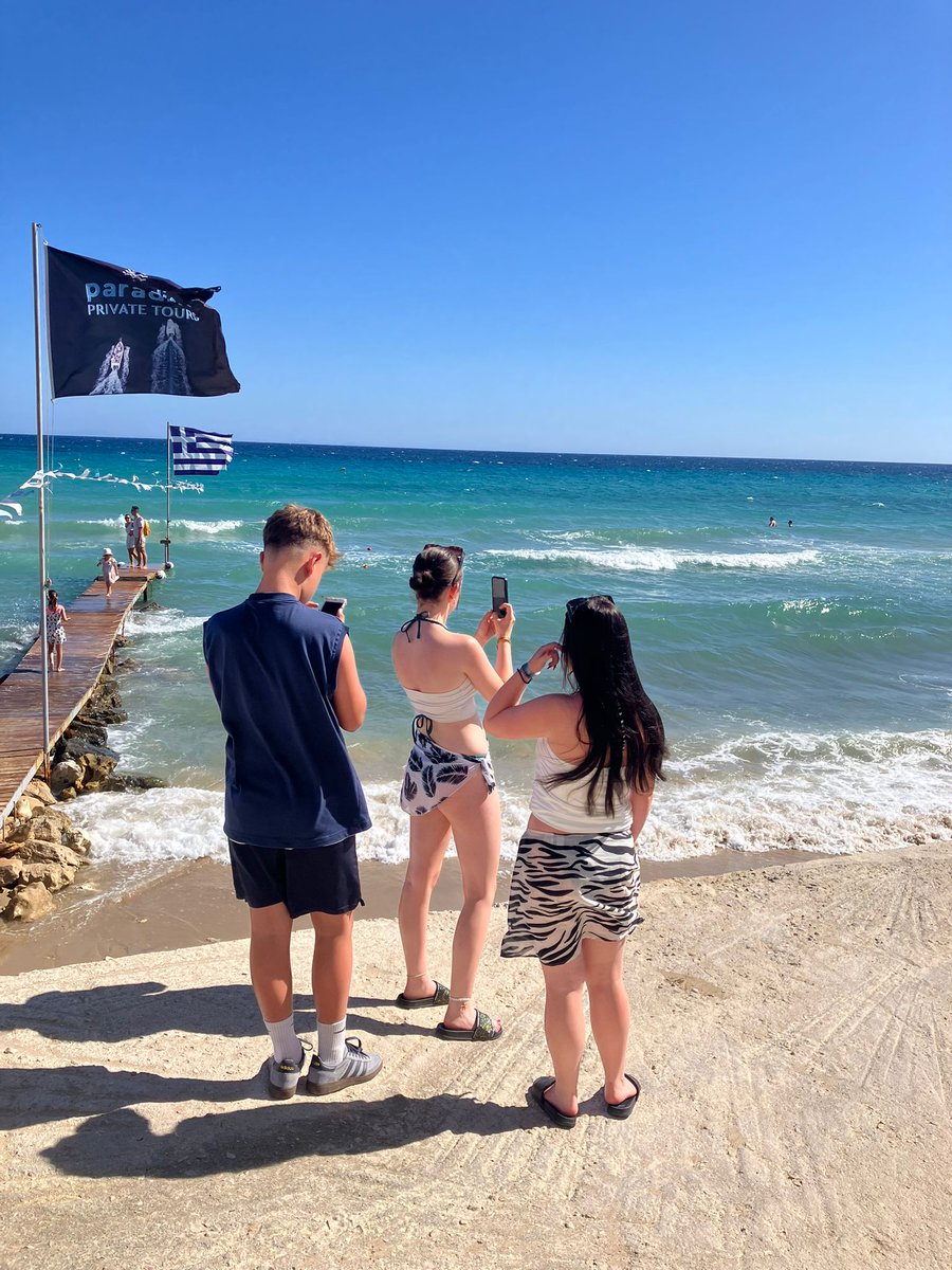 The absolute loves of my life. ❤️💜💛🩵🇬🇷