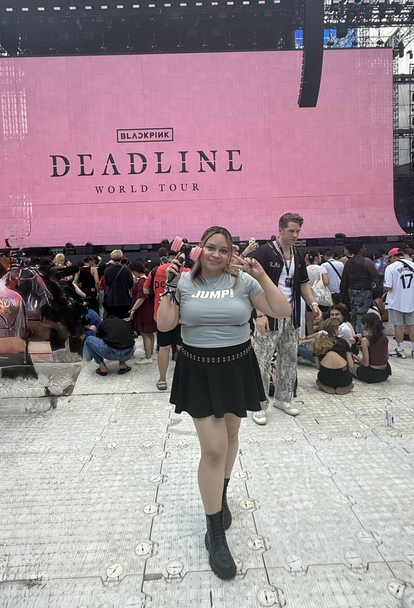 ontheground's tweet image. take me back 💔