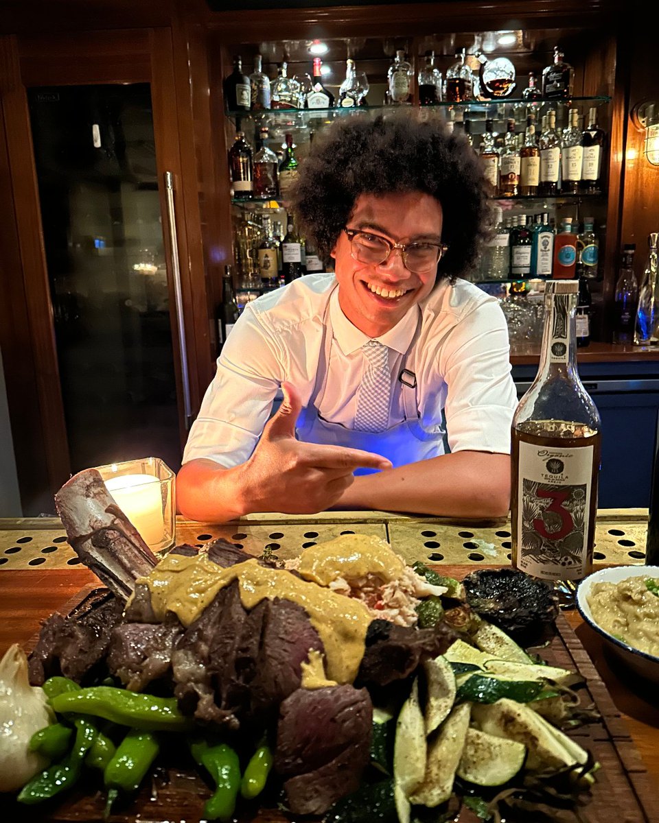 Añejo on the side, flavor on the plate. 

🍽️: @alchemymv