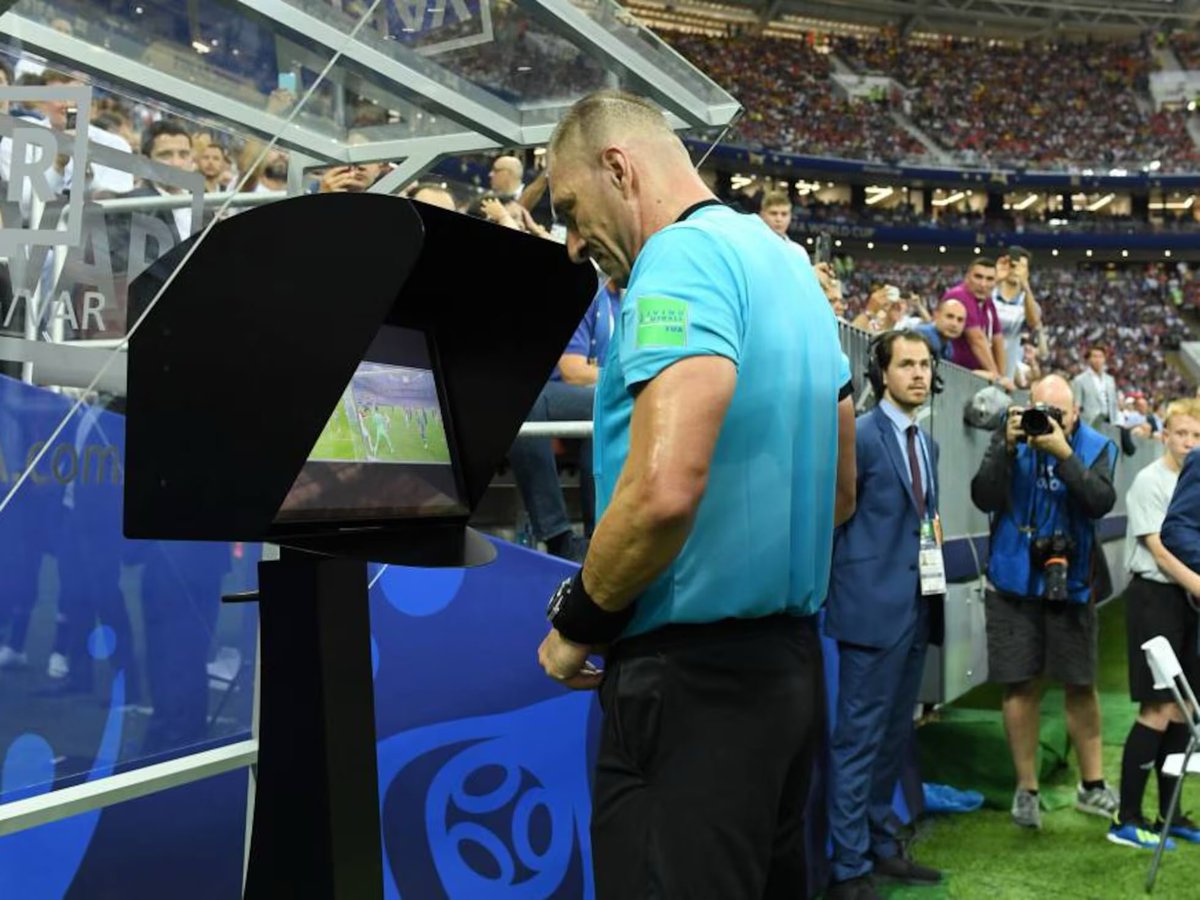 _ivaanov_32's tweet image. 💥 HABRÁ VAR EN PRIMERA RFEF
✅ Aprobado el VAR 'low cost' en 1ª RFEF para esta temporada.
Cada entrenador tendrá la opción de usarlo hasta un total de 2 veces para que revisen jugadas polémicas. Conservarán la petición si aciertan.