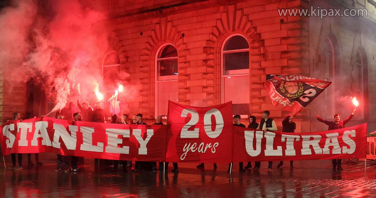AccyForza's tweet image. Saturday
Castle 12-2
Walk to the Ground 2pm, We’ve food on at Castle Pub
We’ve @officalassc1 attending for Trust memberships, footy cards, Guinnness, Ale etc
Were decorating the pub in Red White
Be there 🔴⚪️🔴⚪️🔴⚪️