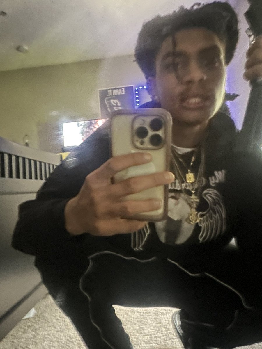 ✞ tweet media