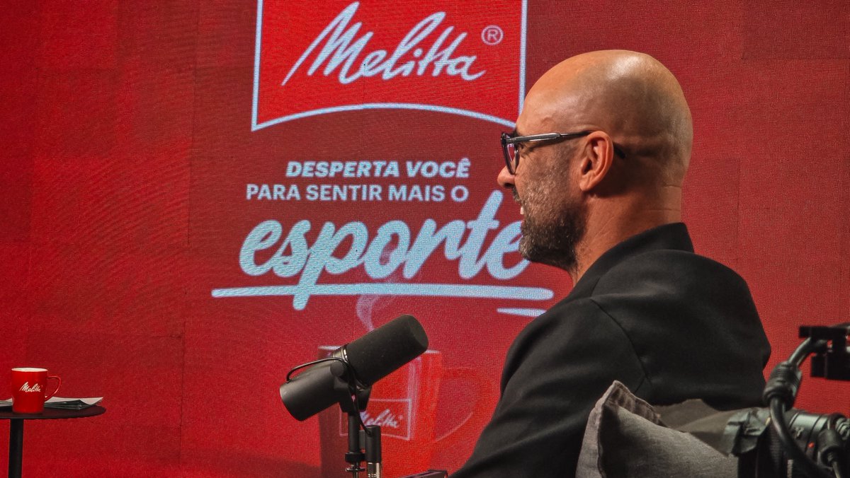 Que resenha daora com o ex-zagueiro Cris, foi meu parceiro na seleção brasileira, atualmente é técnico lá na França... 

O link do papo: youtu.be/nygjdHnHEGU