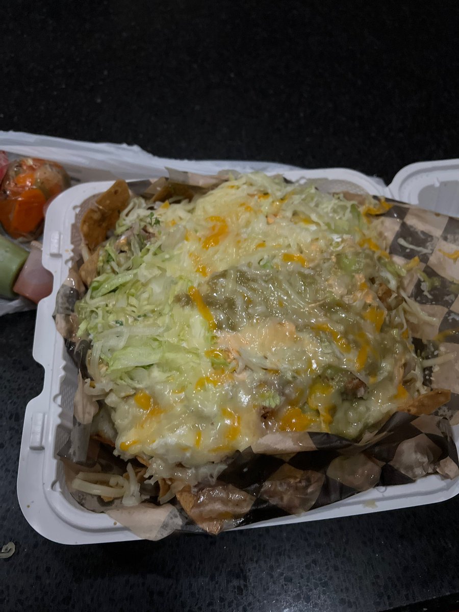 Colewherld's tweet image. Good morning crypto twitter.
Check out these nachos I ate last night.
That is all.