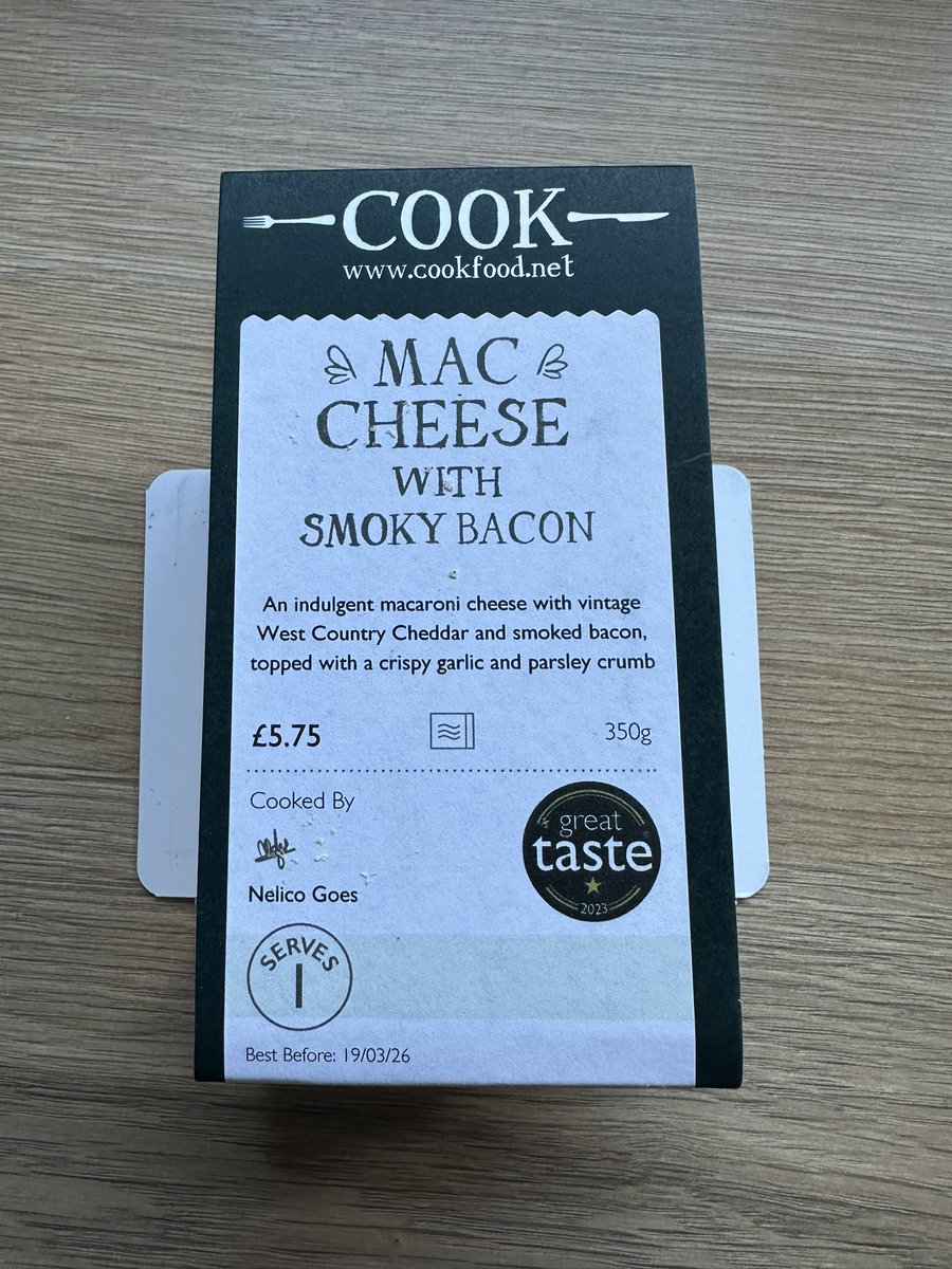 Smile and Wave tweet media